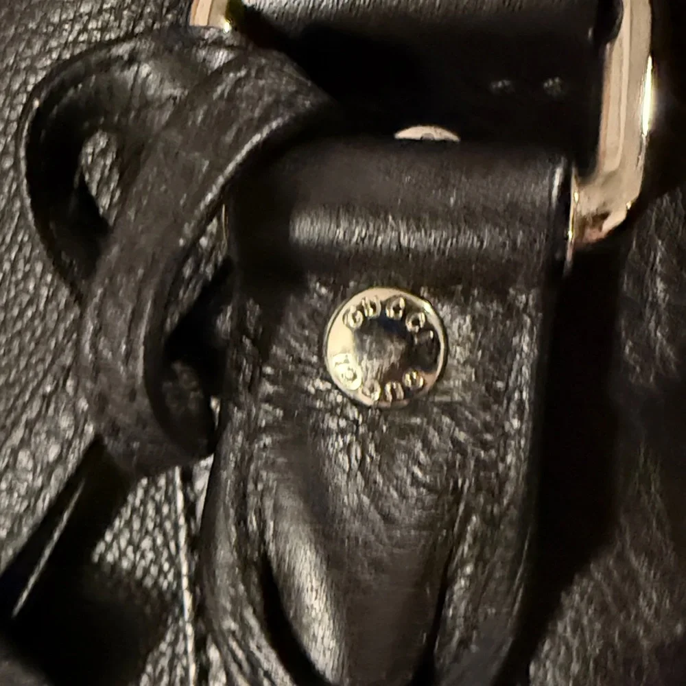 Gucci Black Leather Laptop Case Messenger Men's Bag lock and keys